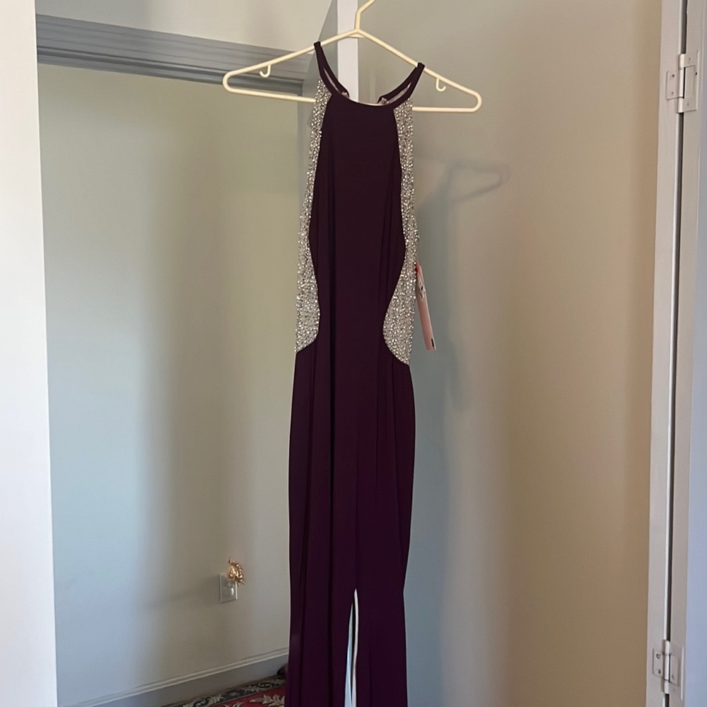 Maroon Prom Dress - Picture 1 of 2